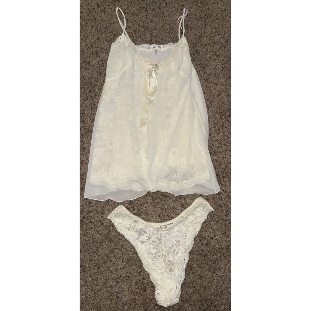Vtg Y2K Victoria's Secret Sheer Lace‎ Cami & Matching Thong Size Large Ivory
